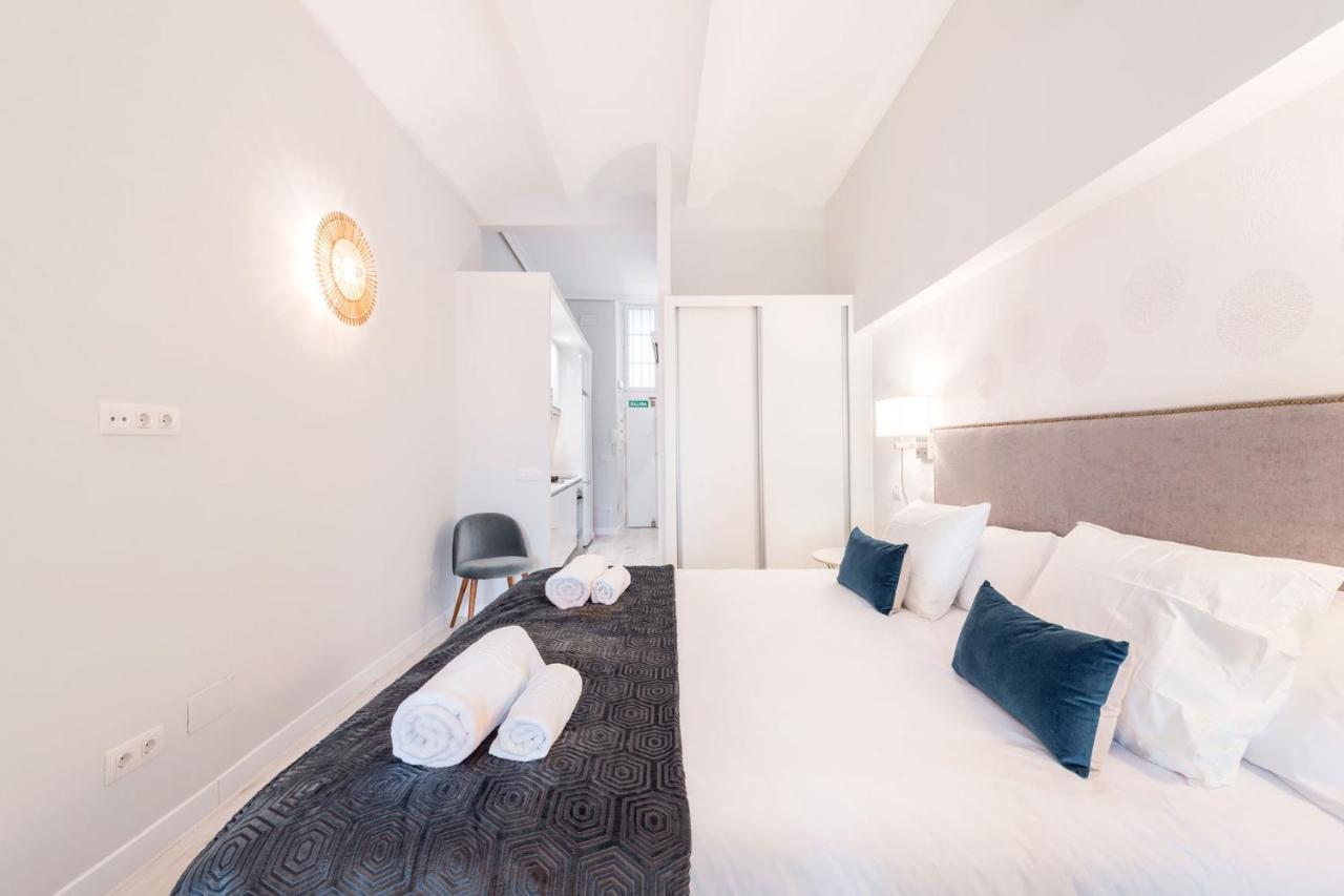 Genteel Home Plaza Mayor Madrid Bagian luar foto