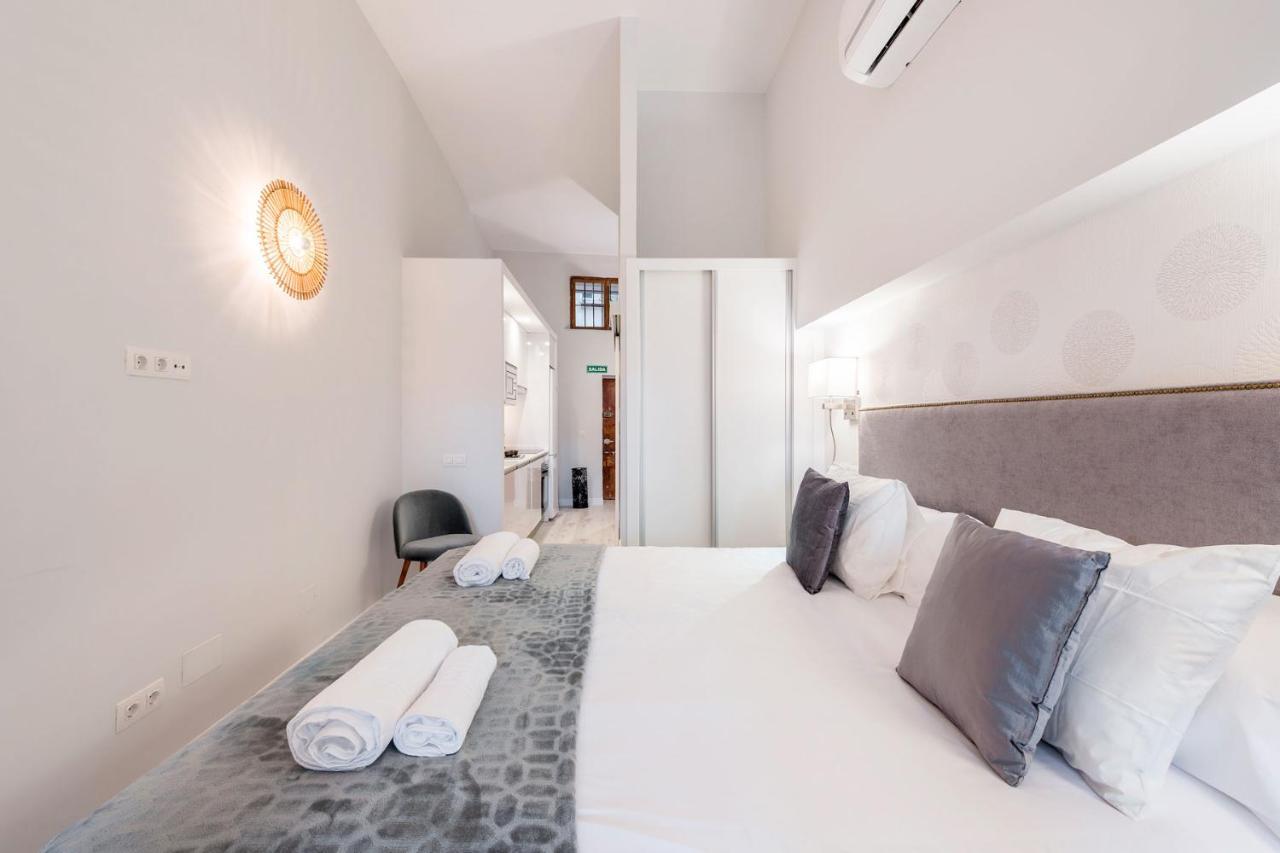 Genteel Home Plaza Mayor Madrid Bagian luar foto