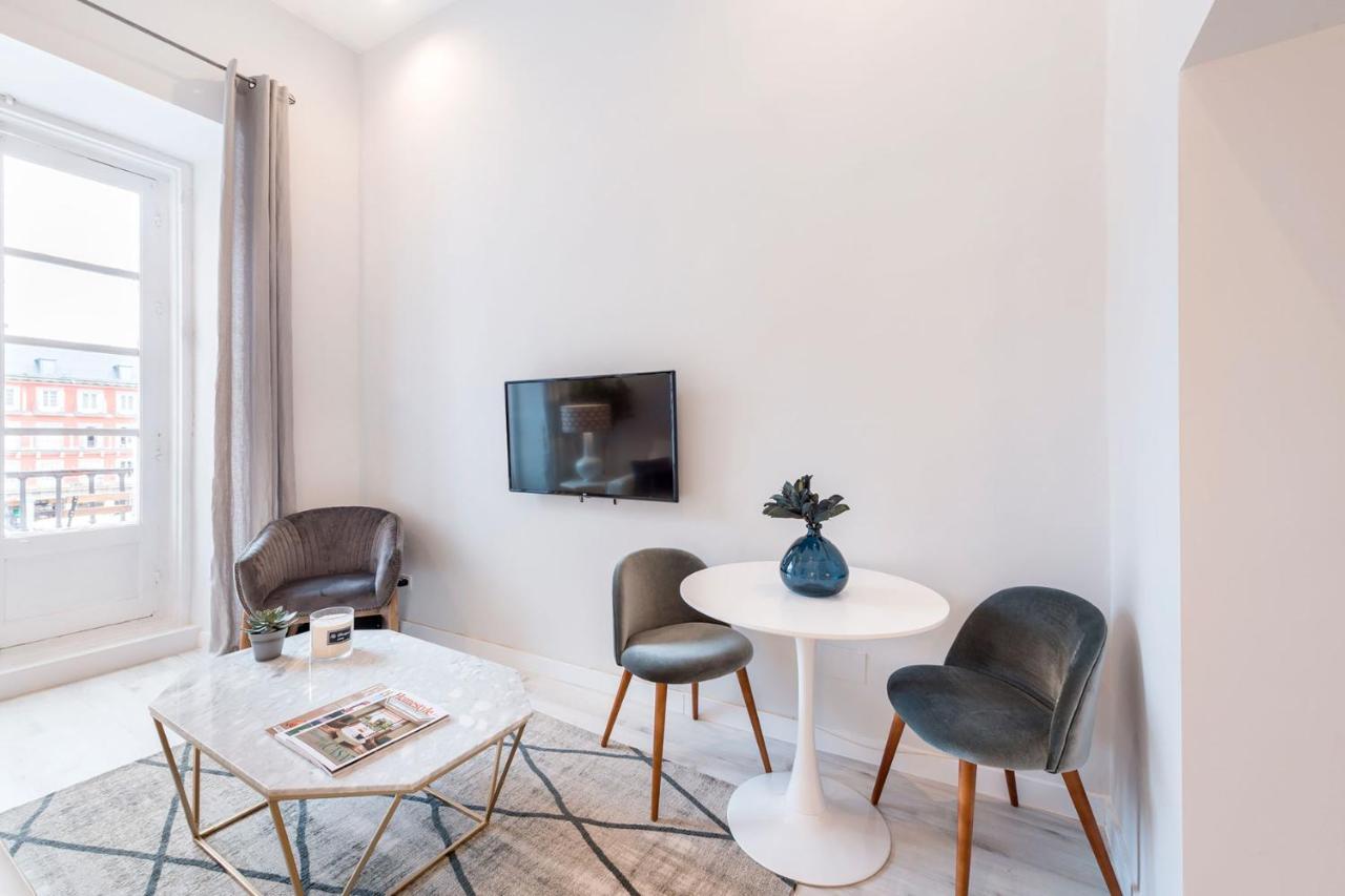Genteel Home Plaza Mayor Madrid Bagian luar foto