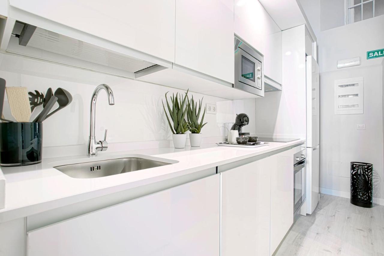Genteel Home Plaza Mayor Madrid Bagian luar foto